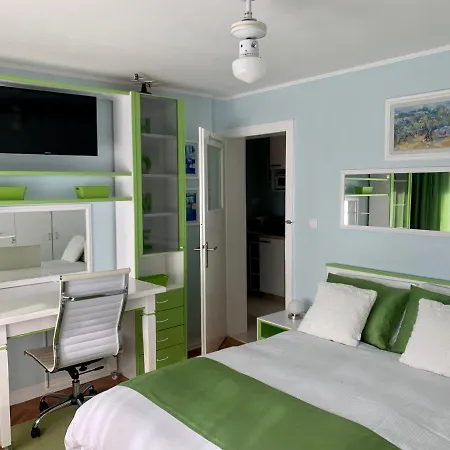 City Apartment Mara'S Terrace - Marini Dvori / 4 Pax Imotski Exterior photo
