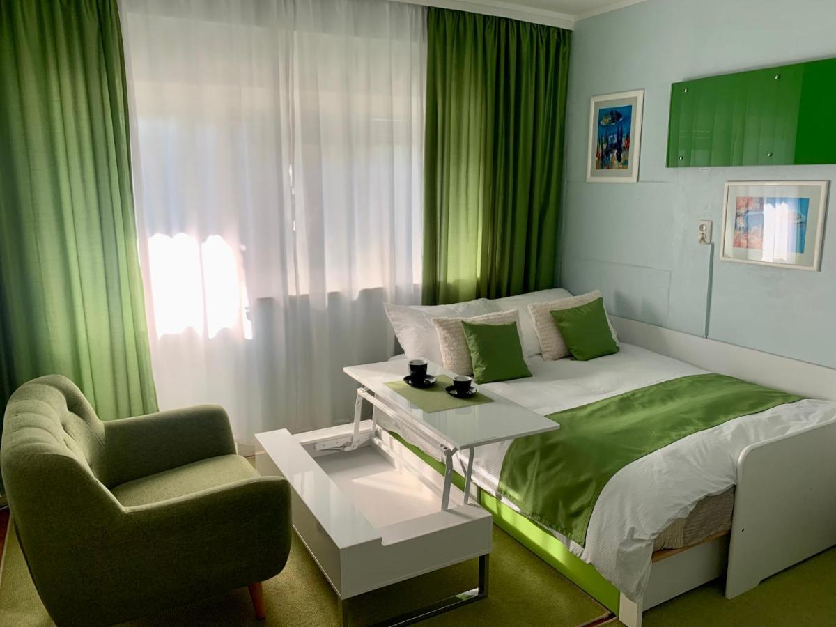 Mara's Terrace - Marini Dvori / 4 Pax