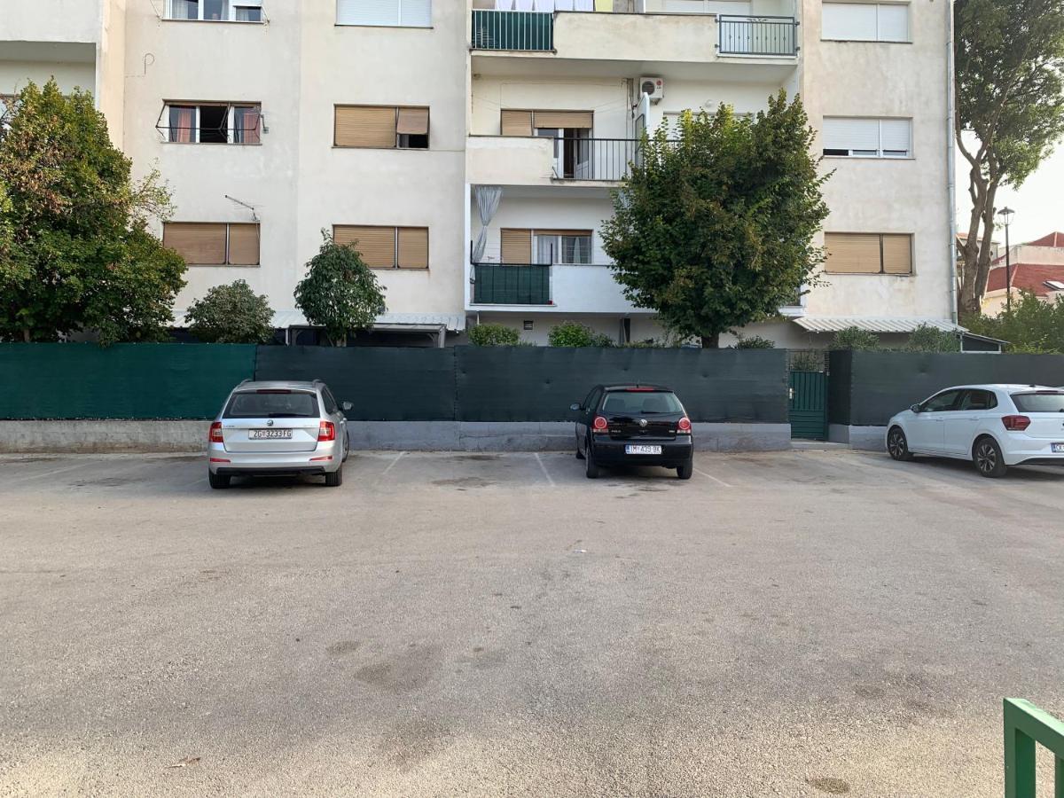Mara's Terrace - Marini Dvori / 4 Pax